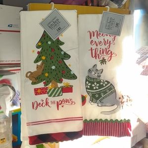 2 pc Christmas Kitchen Towels
